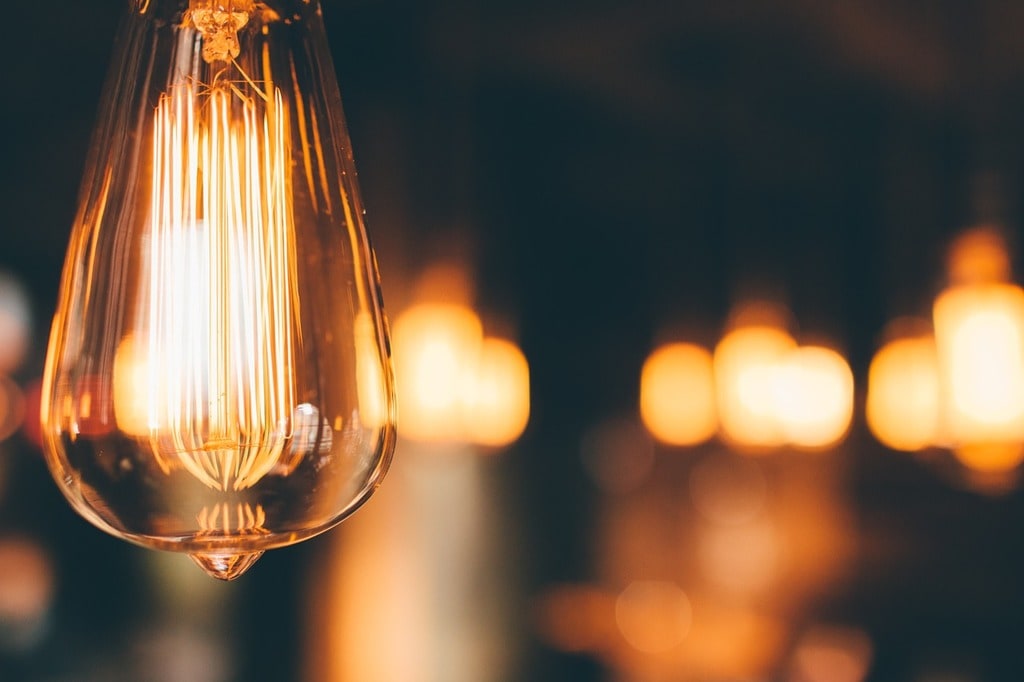 Qui a inventé l'électricité